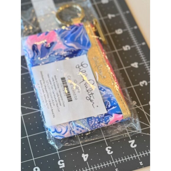 NEW Lilly Pulitzer ID Case Keychain Wallet With Zip Close Card Holder in - Picture 1 of 6